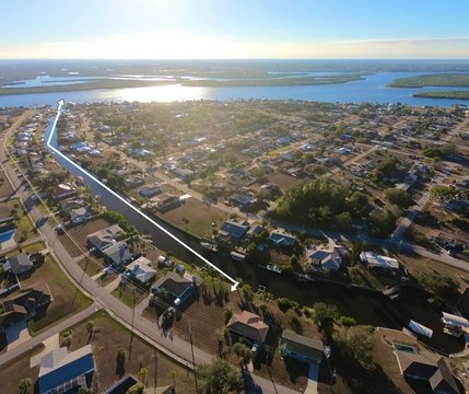 Cleared Waterfront Sailboat-Access Lot