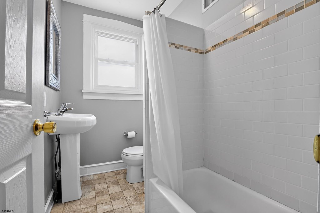 Picture 16