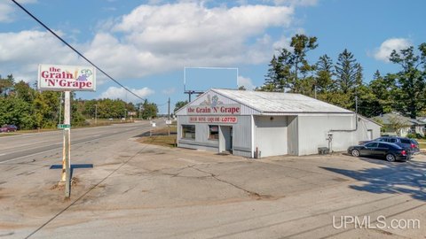Gladstone Commercial Property For Sale