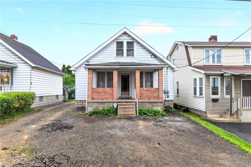 5310 Park Ave, Bethel Park, PA 15102