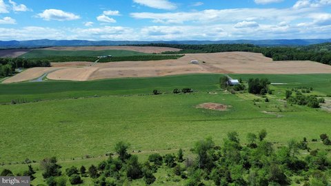 LAND - QUICKSBURG, VA