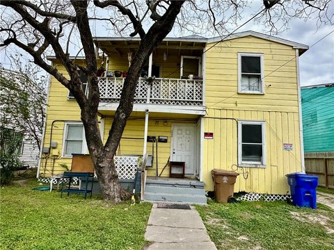 Charming Duplex Near Ayers Street