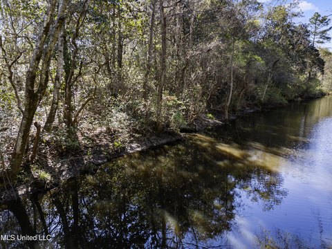 Riverfront Lots in Gautier, MS