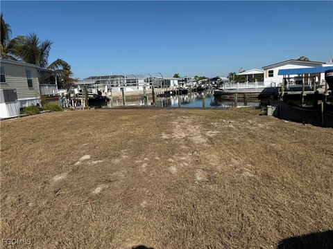 Waterfront Lot in Cherry Estates