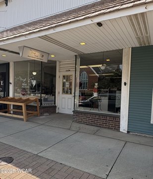 Bluffton Commercial Building and Business