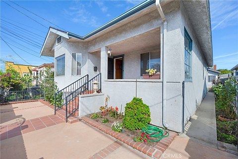 Two Detached Homes on Large Lot