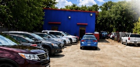 Automotive Repair Facility with Eight Bays