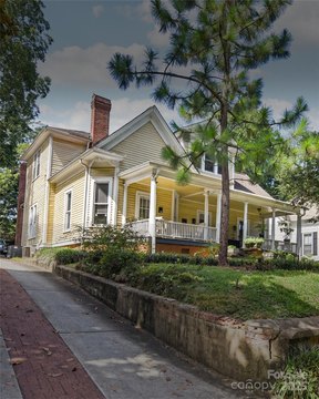 Triplex Investment Near Downtown Concord