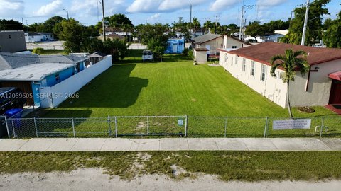 Land, Hollywood, FL
