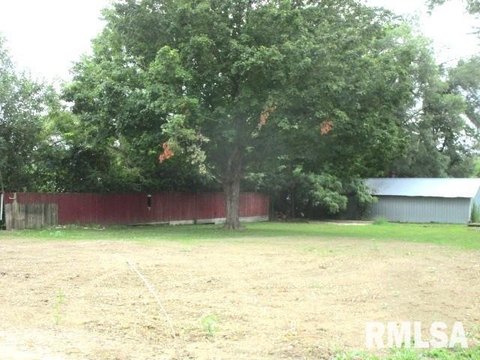 LAND - Canton, IL
