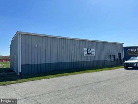 CommercialLease - LAUREL, DE