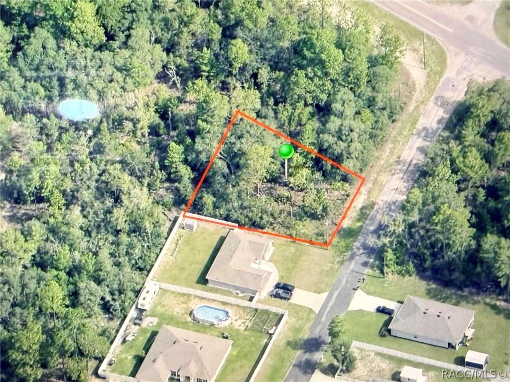 Residential Lot in Citrus Springs