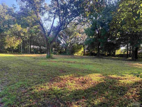 Land, Pensacola, FL