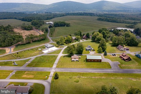 Windwood Fly-In Resort Land