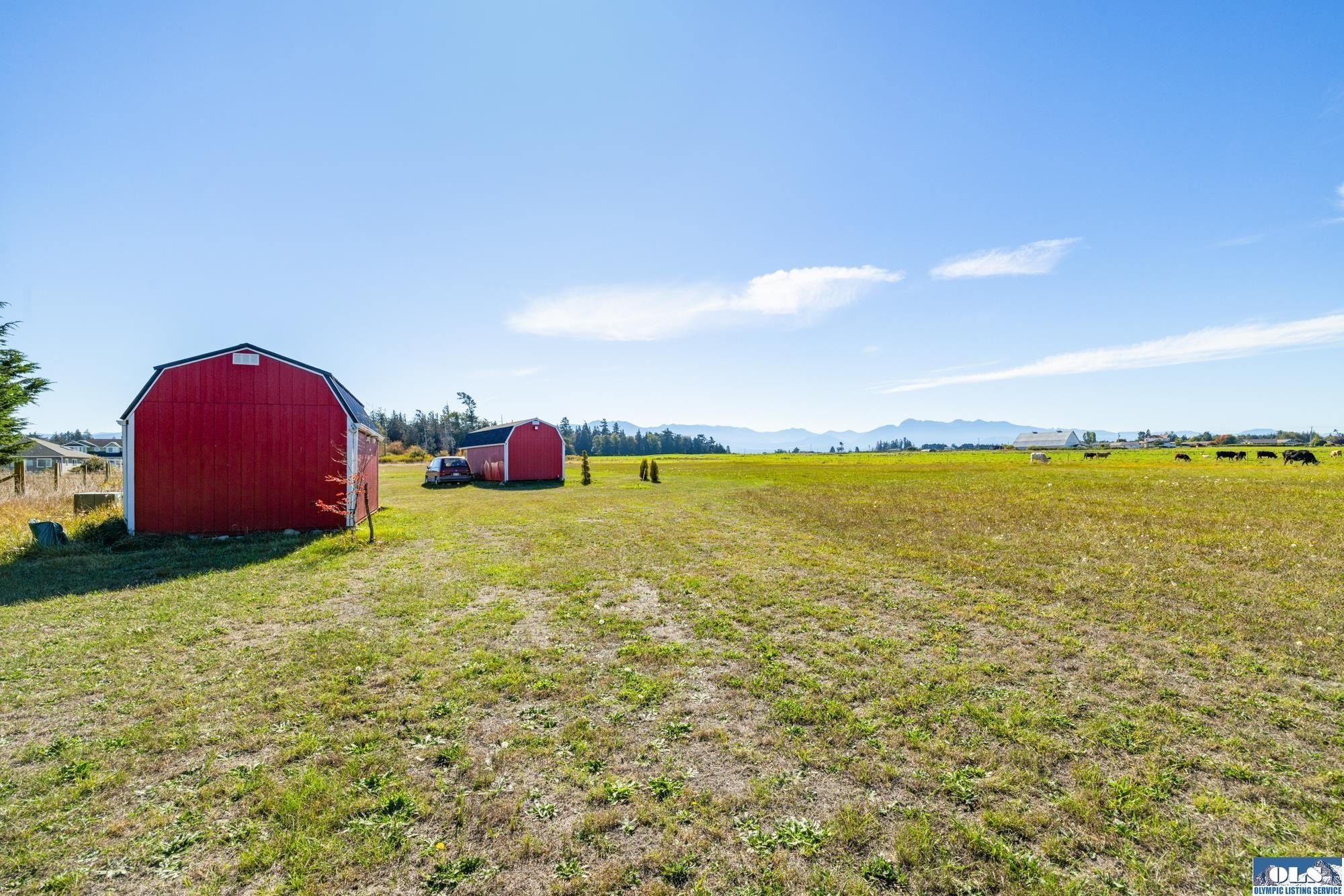 Spacious Land with Mountain Views