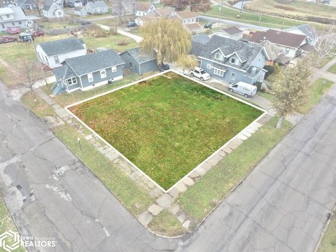 Residential Lot in Central Marshalltown