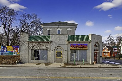 Fort Wayne Storefront Building For Sale