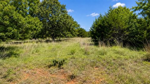 Land, Macomb, OK