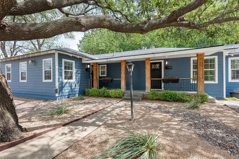 Renovated Duplex in Bishop Arts