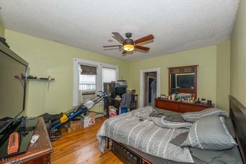 Picture 18