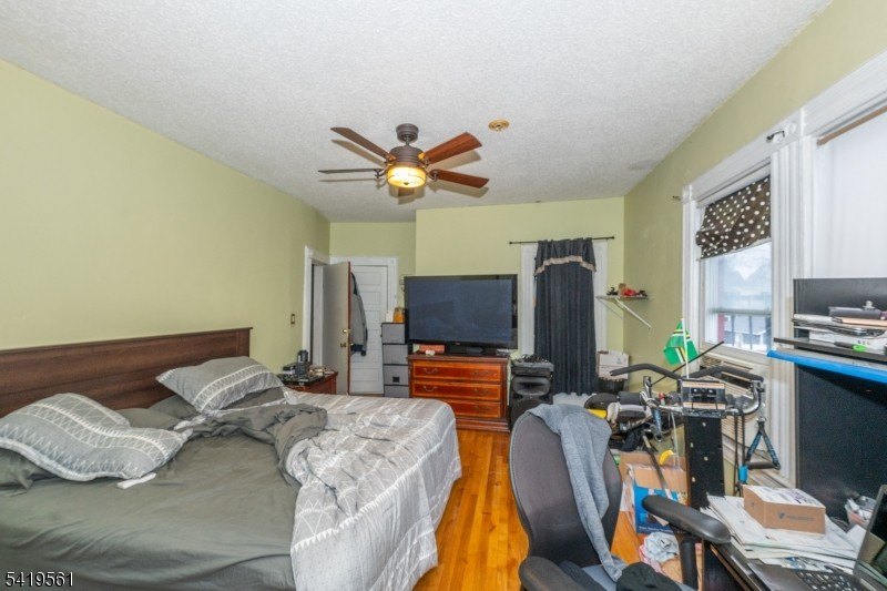 Picture 17