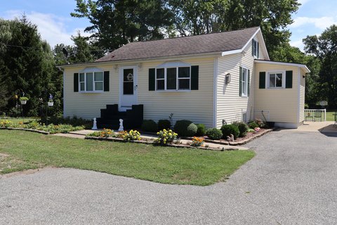 New Buffalo Cottage on US 12