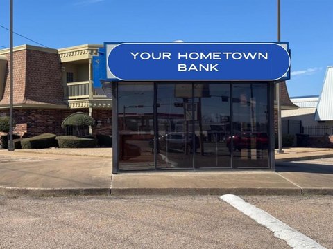 Corner Retail Space in Cleburne