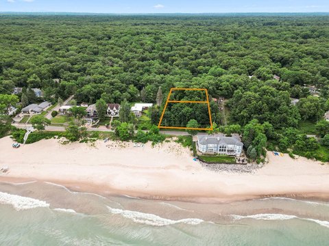 Lake Michigan Buildable Parcel