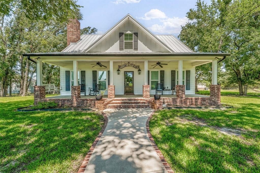 Turnkey Ranch Retreat in Jonesboro