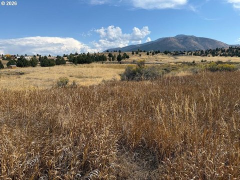 Land, JohnDay, OR