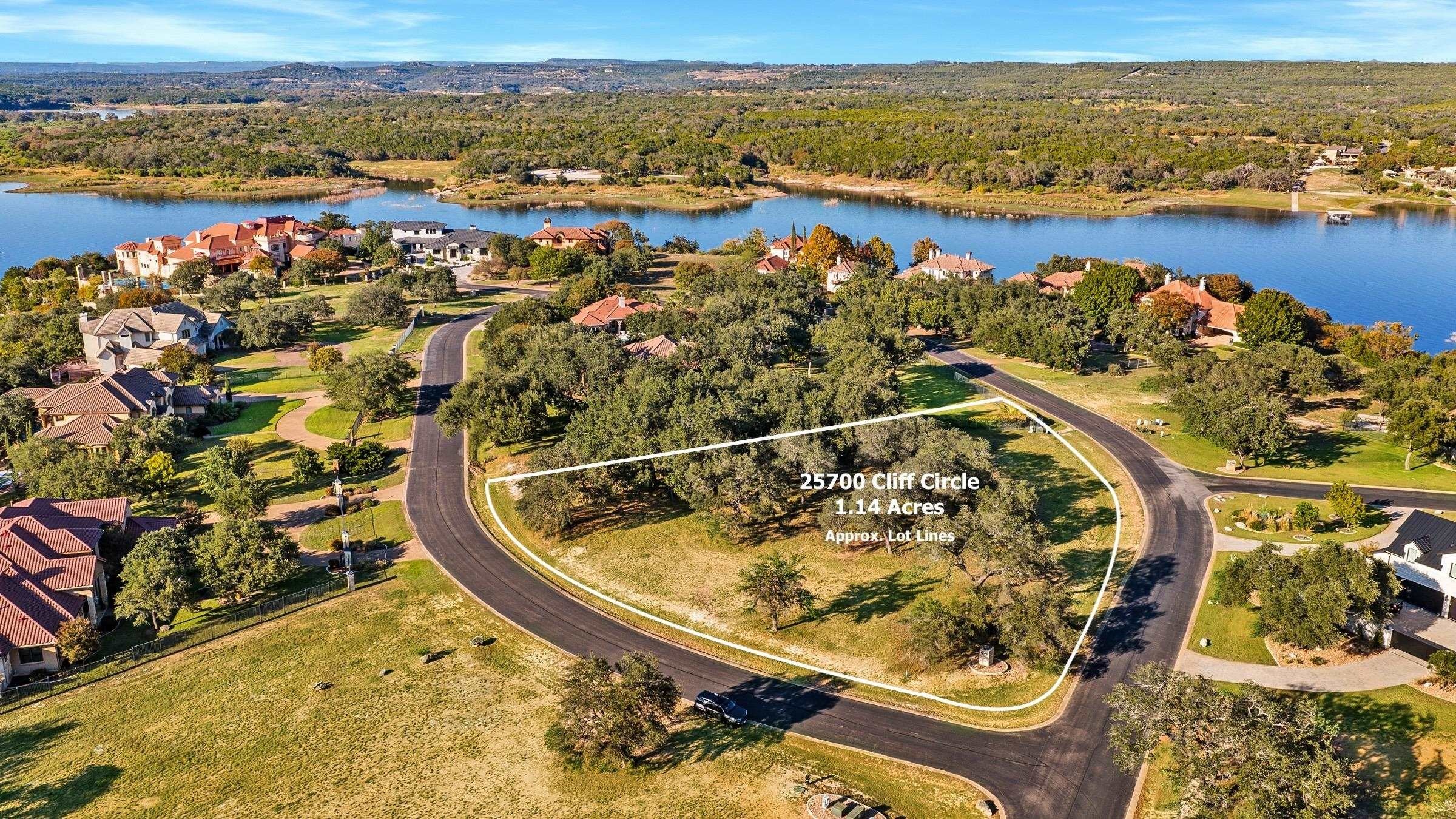 Spicewood Land in Gated Community