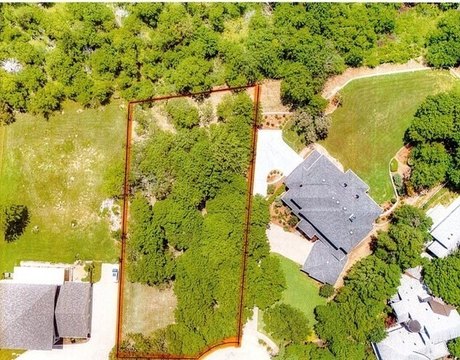 Waterfront Residential Lot with Lake Views