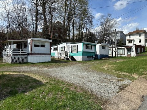 Mobile Home Park in Greensburg