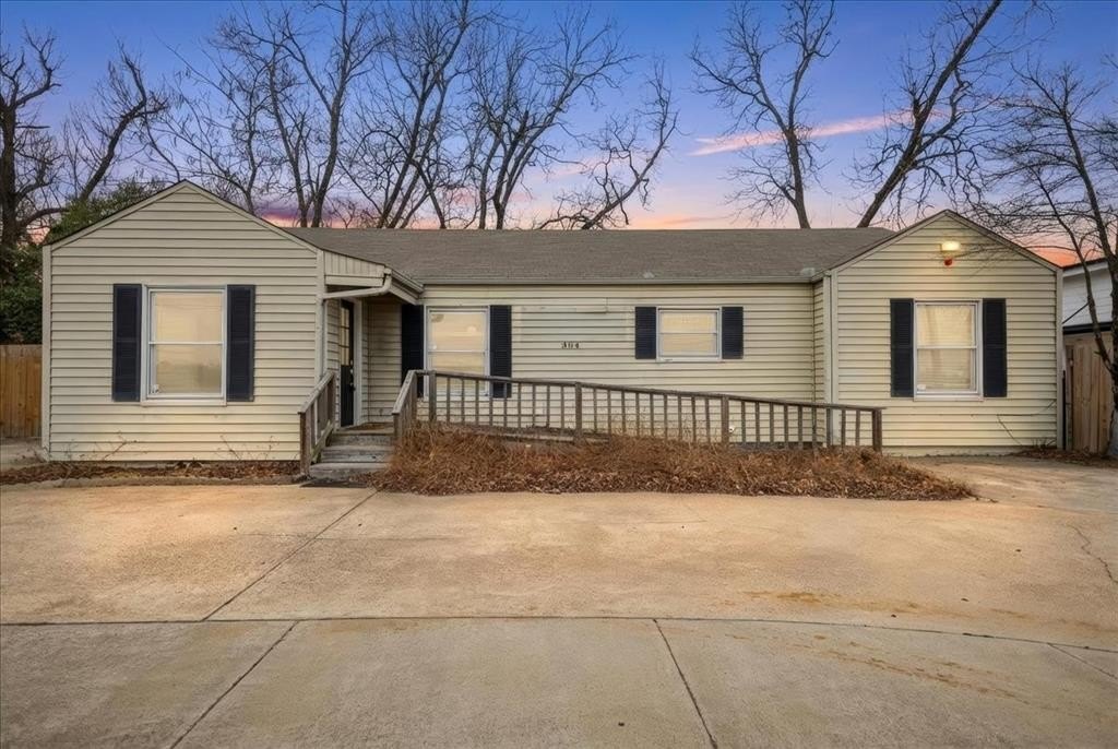 Highway 69 Commercial Property