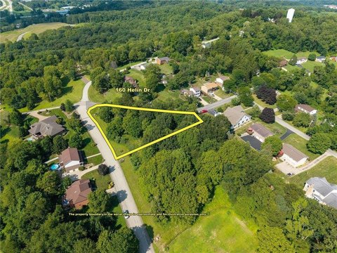 Residential Building Lot in Community