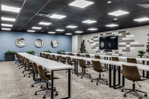 Fully Furnished Private Office Suites