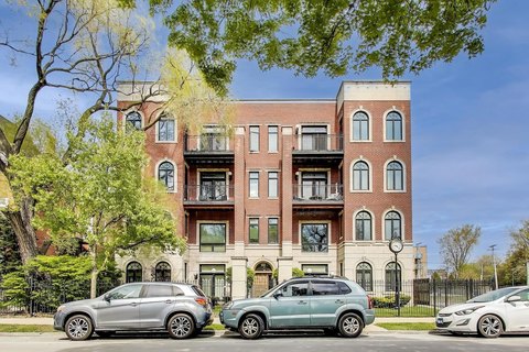 Bronzeville Multifamily Investment Opportunity