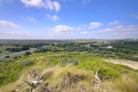 Blanco Land with Hilltop Views