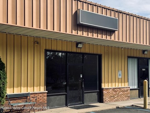 Open-Layout Retail Space