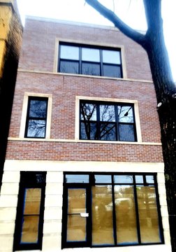 Bucktown Storefront Opportunity in Chicago