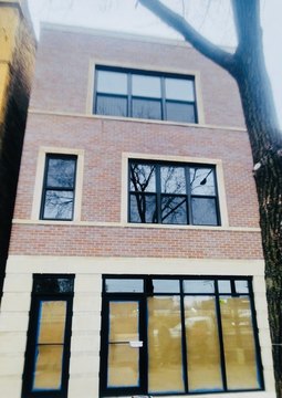 Bucktown Storefront for Lease