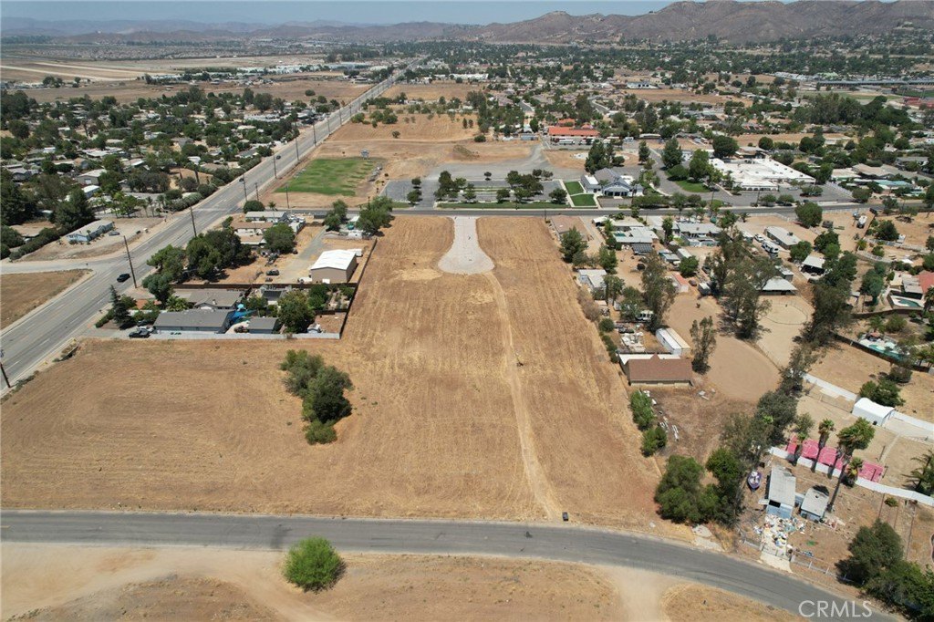 Picture 12