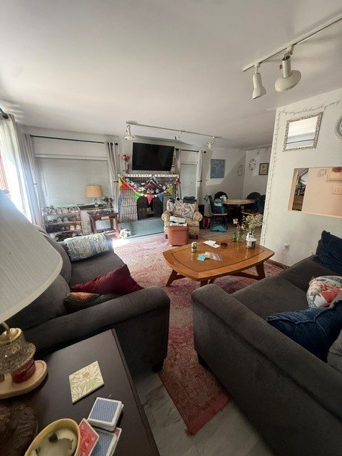 Picture 28