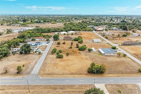 Oversized Corner Lot Near Springs