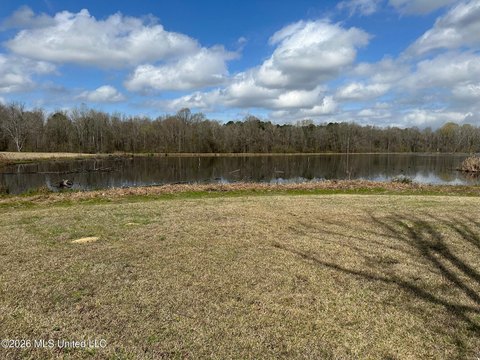 Lakefront Acreage in Florence, MS
