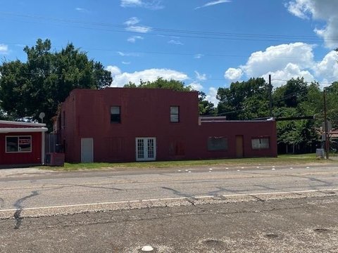 Mixed-Use Property in Poynor, Texas