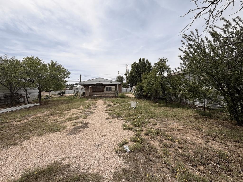 Residential Lot with Storage Shops