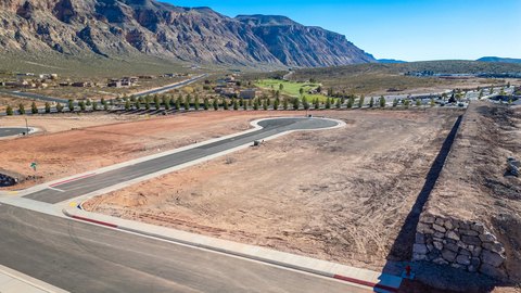 Residential Lot in Hurricane Cliffs