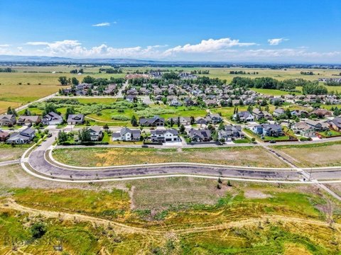 Bozeman Land in Meadow Bridge