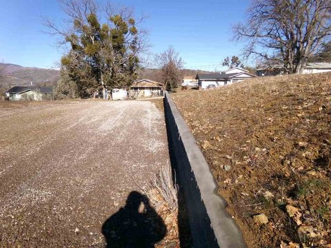 Land, Yreka, CA